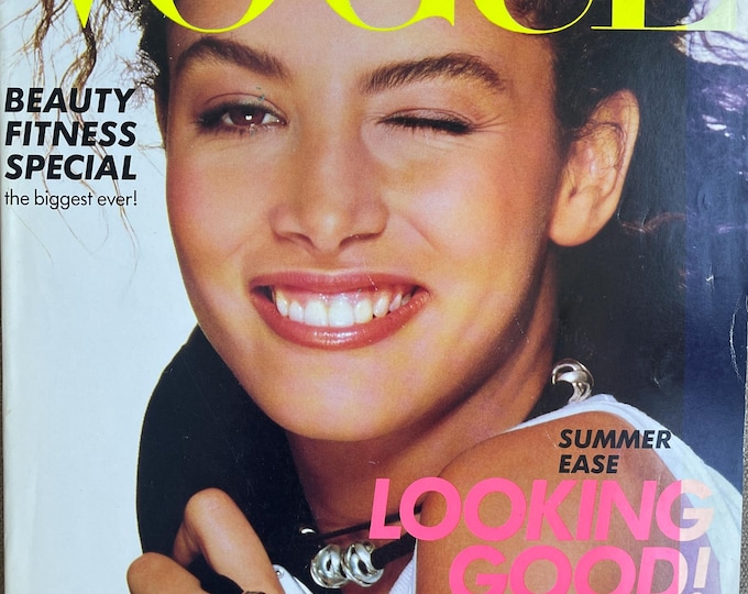 Pre-Owned Vintage rare fashion Magazine VOGUE 1988 -Iconic Style Fashion Covers Photography Models & Editorials