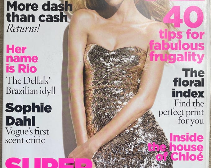Pre-Owned Magazine Vogue 2009 cover Claudia Schiffer-Iconic Style Fashion Covers Photography Models & Editorials