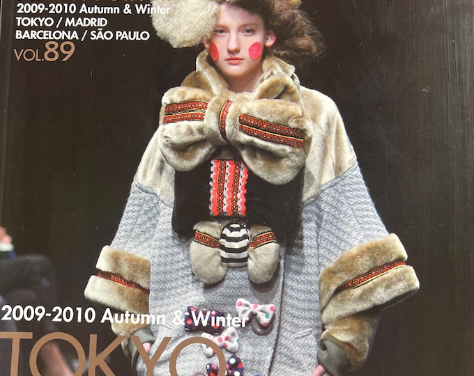 Runway-focused Fashion magazine Gap Press magazine Pret a Porter Tokyo, Madrid, Barcelona,Sao Paulo collections reports
