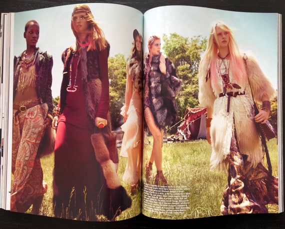 女性情報誌 Vogue Italia Magazine December 2022 女性情報誌 Vogue Italia Magazine December 2022 女性情報誌 Vogue