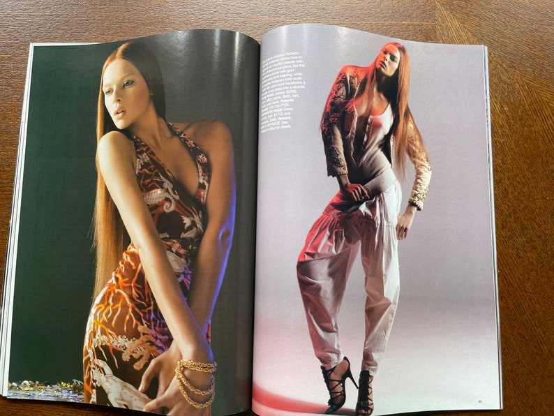 Begagnad vintagemodetidning Harper's Bazaar-omslag Scarlett Johansson! bild 5