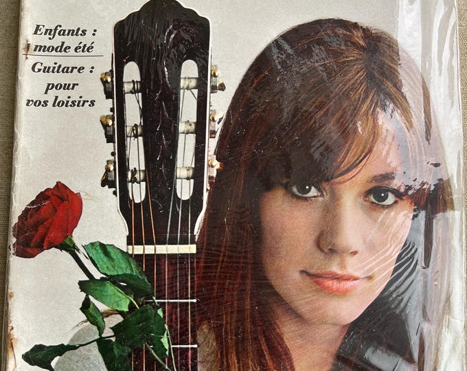Vintage Marie Claire No.133 French Fashion Magazine 1960s Guitar Cover