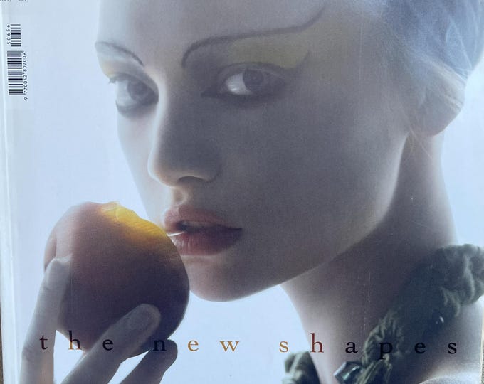 Pre-Owned Vogue Italia magazine April 2005 - cover by Steven Meisel