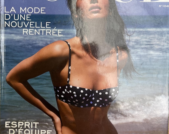 Pre-Owned Magazine Vogue France 2024 cover Kendall Jenner - Iconic style & Cover Photography Models Collectible Issue!