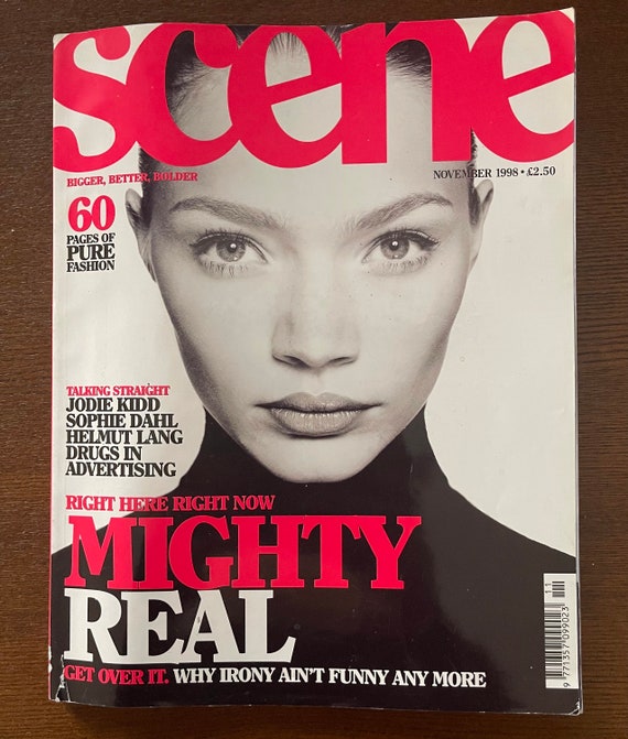 ファッションを読む女性のためのユニークな希少ヴィンテージ