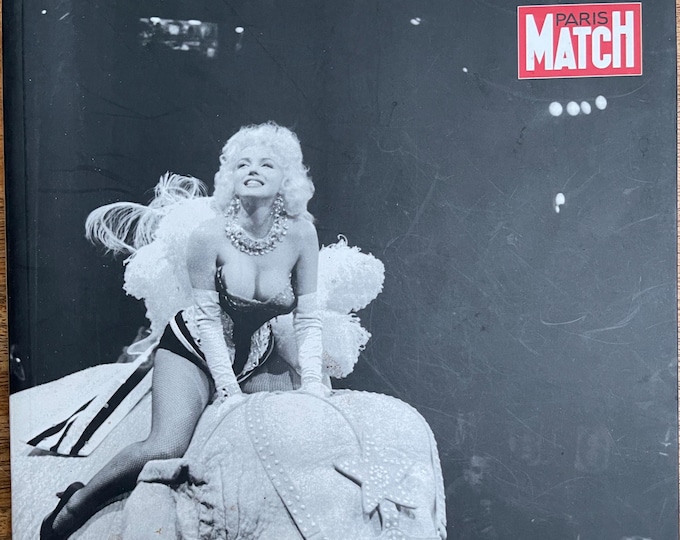 Pre-Owned PARIS MATCH artists & stars