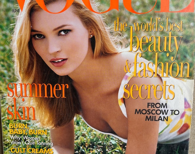 Pre-Owned magazine Vogue 1996 - cover Kate Moss