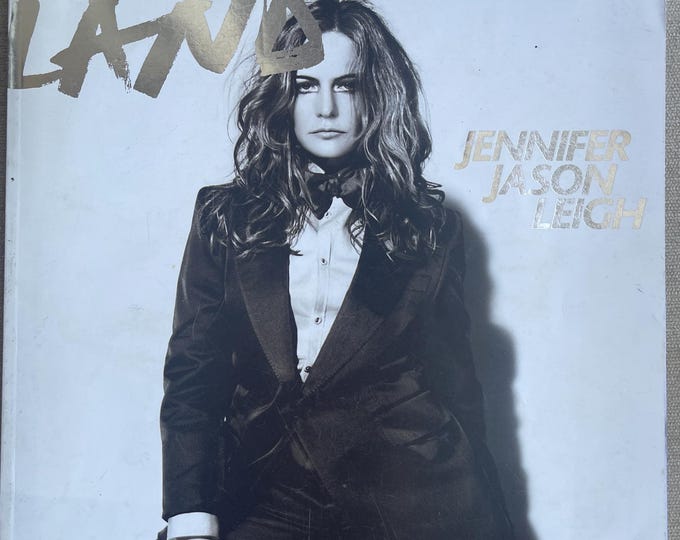 Pre-Owned Wonderland magazine 2007 - cover Jennifer Jason Leigh