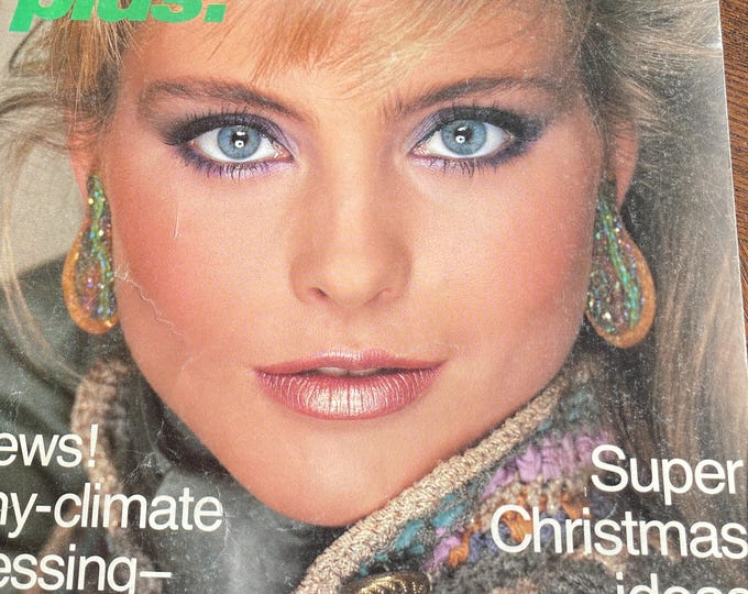 Own a piece of Vogue history -Vintage rare fashion Magazine VOGUE November 1981-Iconic Style Fashion Covers Photography Models & Editorials