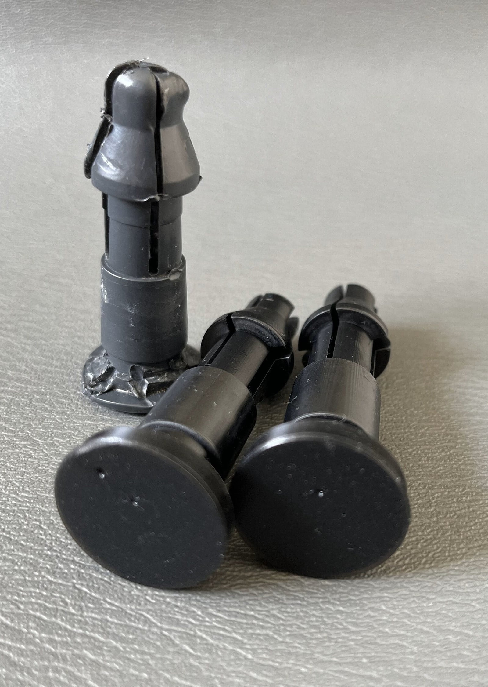 Wheelie Bin Lid Hinge Pins: Universal Replacement Set - Etsy