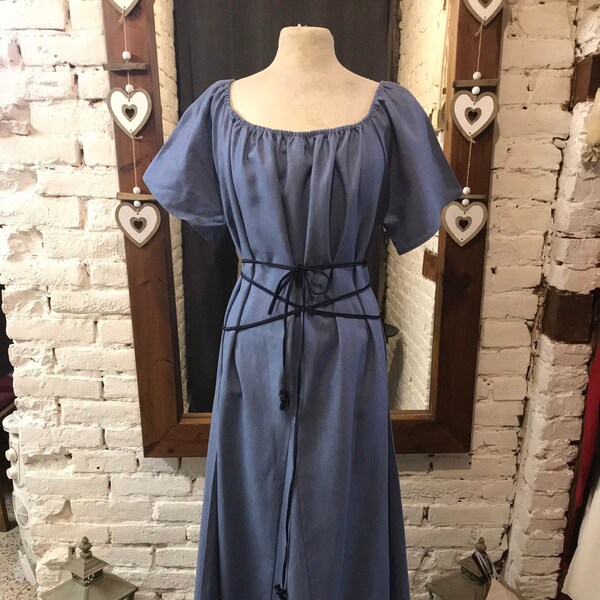 Robe médiévale fantastique, robe de soirée, robe rami bleue taille unique fait mains