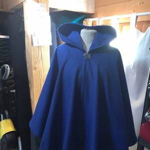 Cape, short royal blue hooded cape, pelerine, medieval blue wool cape, medieval costume, elven cape, women's cape, bright cape