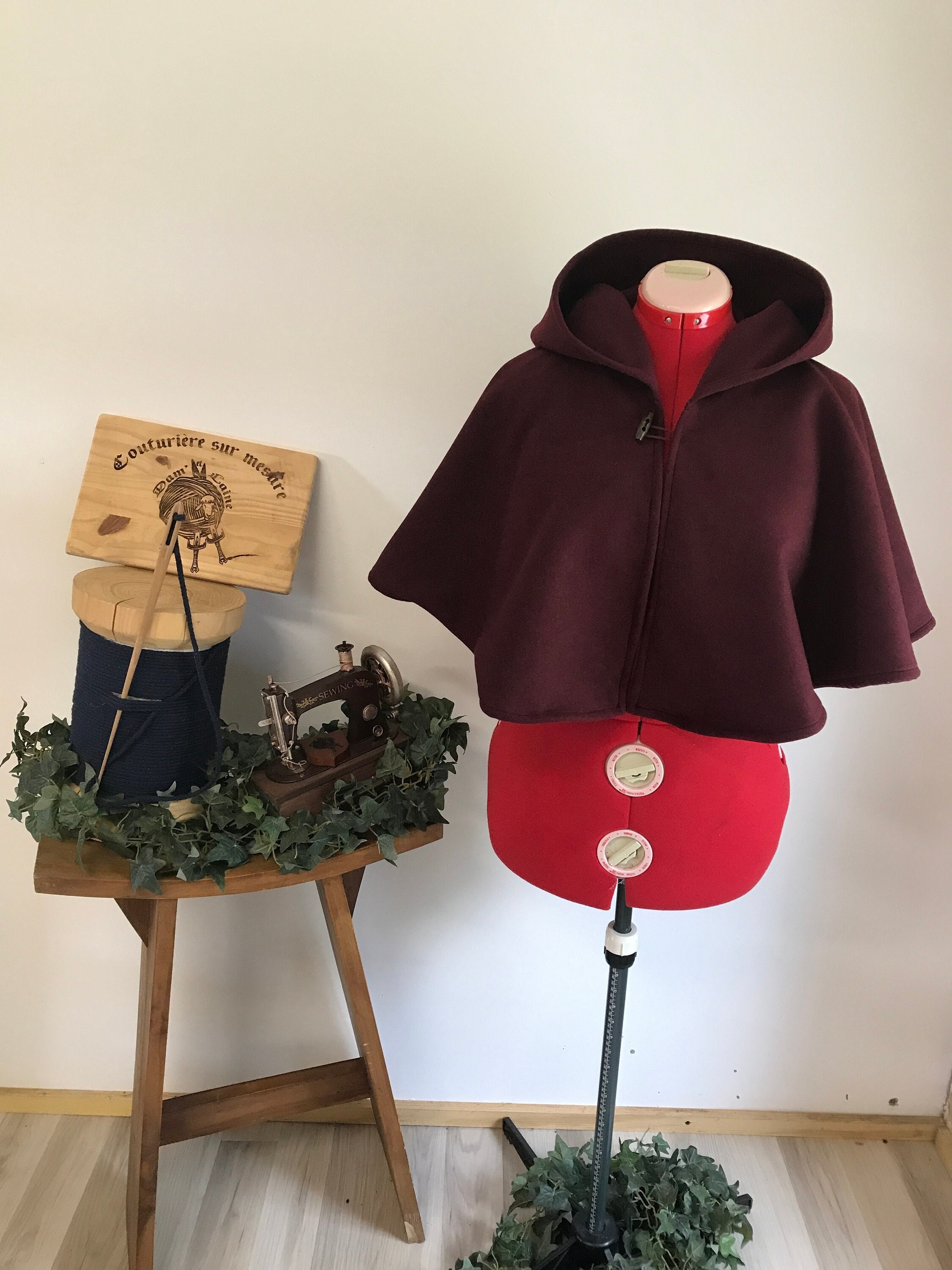 Dark Red Wool Hood With Hood, Medieval Hood, Hood, Short