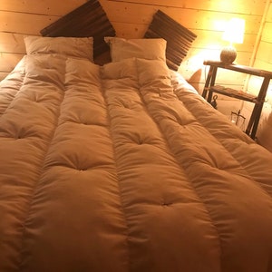 Handgefertigte Bettdecke 220240, 2 Personen, 100 % natürliche Bettdecke aus Schafschurwolle, weiche und warme Bettdecke, gemütliche Steppbettdecke Bild 2
