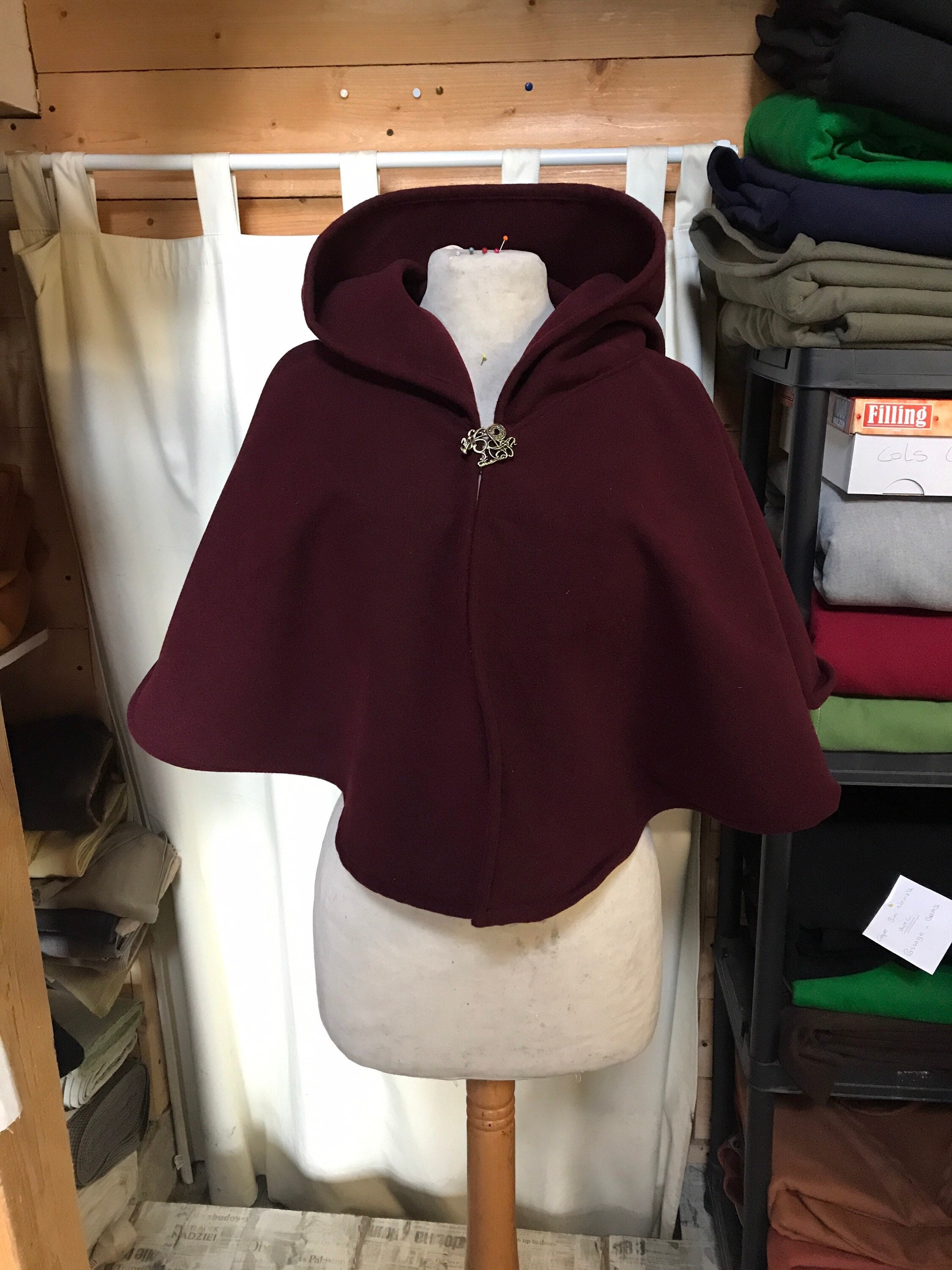 Pilgrim Short Cape Short Cape Hood Hood Archer Wool - Etsy Sweden