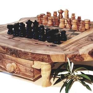 Olive wood chess set (8106-4)