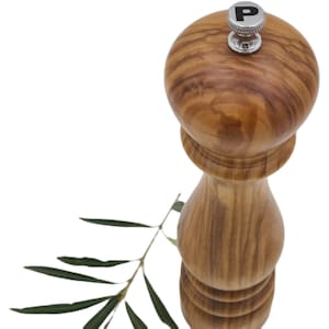 Bisetti 25cm olijfhouten pepermolen (ref: 2034)