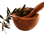 Rustic round mortar 20 cm and olive wood pestle (320)