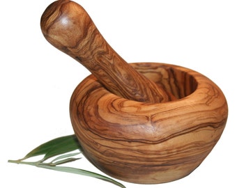 Round domed mortar 10 cm and olive wood pestle (6406)