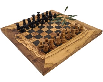 Modern chess board (8105)