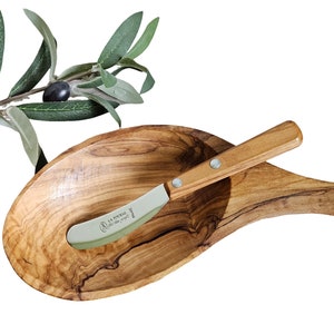 Butter dish and knife in olive wood (291M)