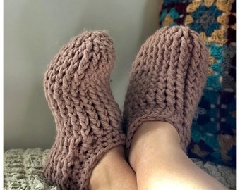 Chunky Slipper Socks FOR WOMEN, Handmade Home Boots, Crochet House Shoes, Boho Slippers, Warm Indoor Booties, Gift For Her