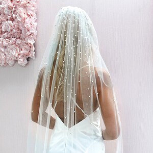 Faded Pearl Wedding Veil, Tulle Bridal Veil with Fading Pearls, Wedding Veil, Bridal Veil, White Ivory Cathedral Long Veil Simple Pearl