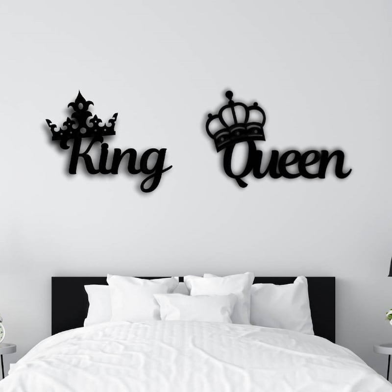 King And Queen Wall Decornull