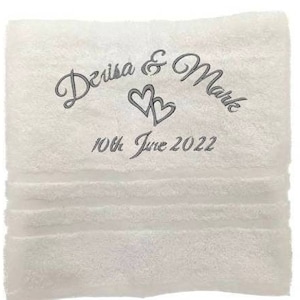 Personalised Wedding Towel, Embroidered Towels with Bride and Groom Names, Custom Towels, Embroidered Towel, Towel Wedding Gift for Couple