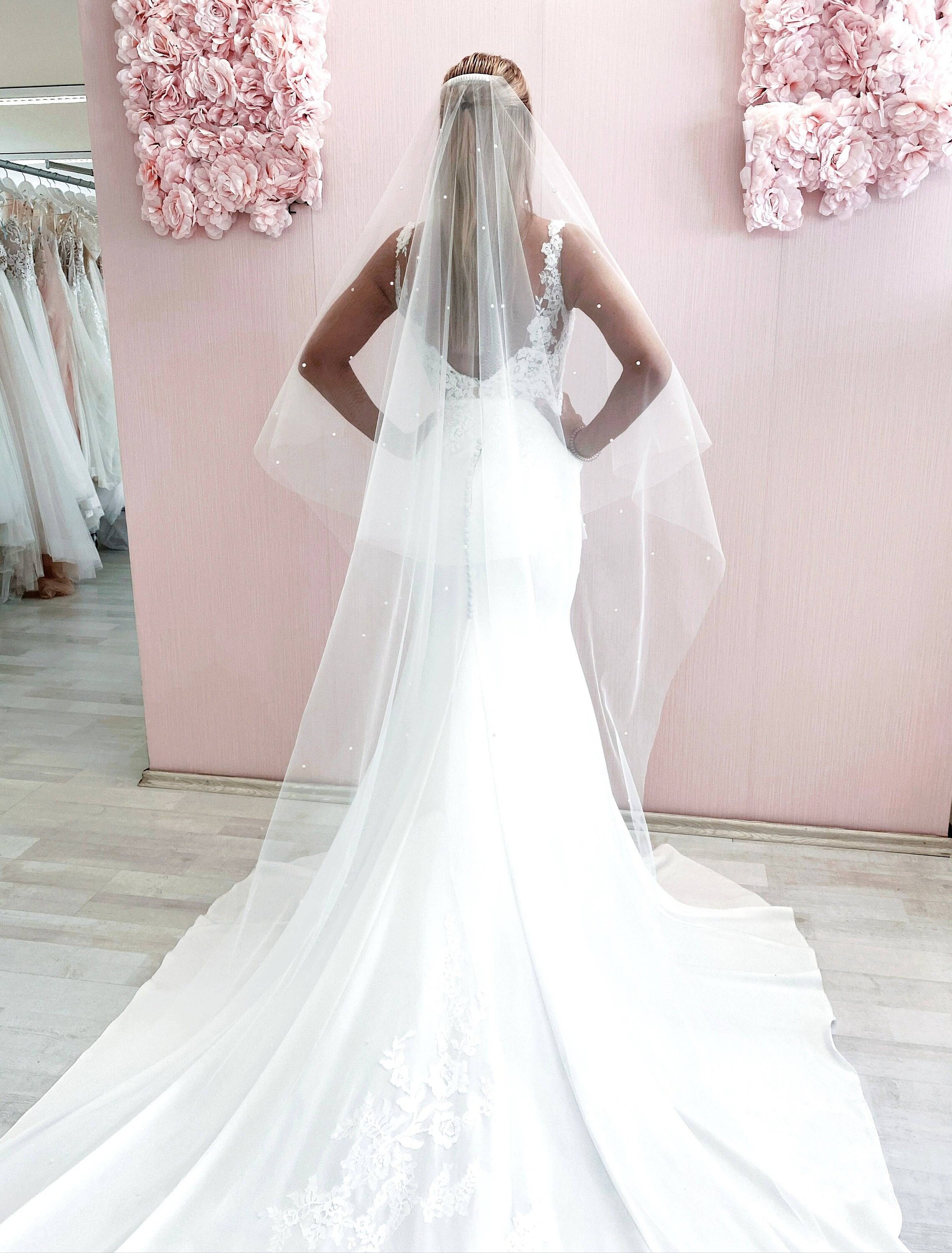 Elegant Waltz Bridal Veil (#Joli), Wedding Veil, Bridal Veil, Crystals Bridal  Veil