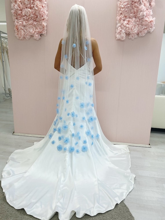 Custom veil blue flowers Floral Embroidery Bridal Veil: Blue Flower Wedding Veil - Etsy main image 2