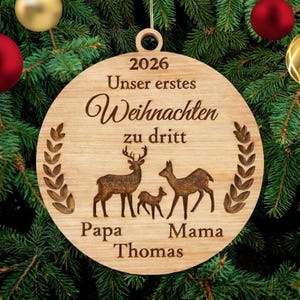 Adorno navideño familiar personalizado: "Unser erstes weihnachten zu dritt" Decoración de madera