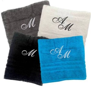 Monogrammed Towel, Personalised Towel with Initials, Hand Towel, Bath Towel, Custom Towels with Monogram, Embroidered Towel Christmas Gift