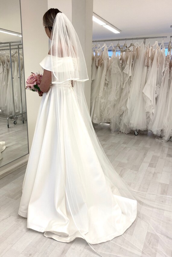 Elegant Tulle Ivory Wedding Veil With Ribbon Edge Elegant Tulle Ivory Wedding Veil With Ribbon Edge