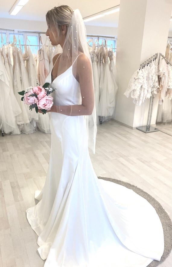 Tulle Mid-Length Veil with Rhinestone Comb