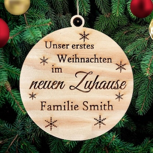 Personalized Erstes Weihnachten in neuen Zuhause Christmas Wooden Decoration, Family Name Hanging Decoration, Custom First Christmas
