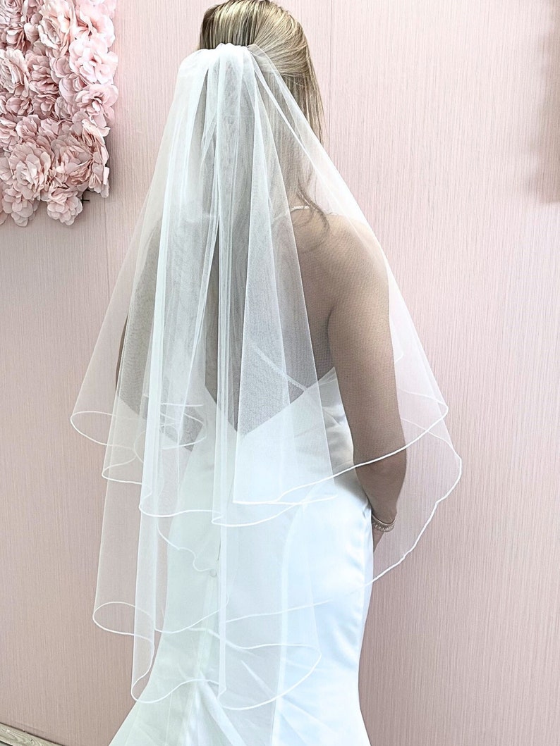 Pencil Edge Bridal Veil, Hip Lenght Two Tier Wedding Veil with Corded Edge image 2