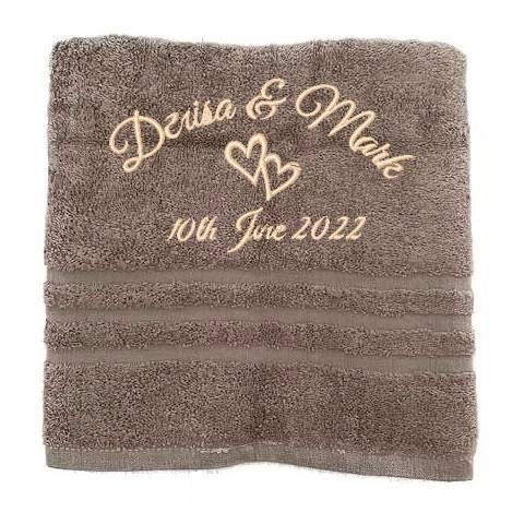 Personalised Wedding Towel, Embroidered Towels with Bride and Groom Names, Custom Towels, Embroidered Towel, Towel Wedding Gift for Couple