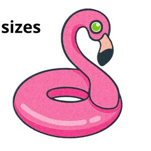 Può includere: Flotter per piscina a forma di fenicottero rosa con un occhio verde e un becco nero. 5 misure.
