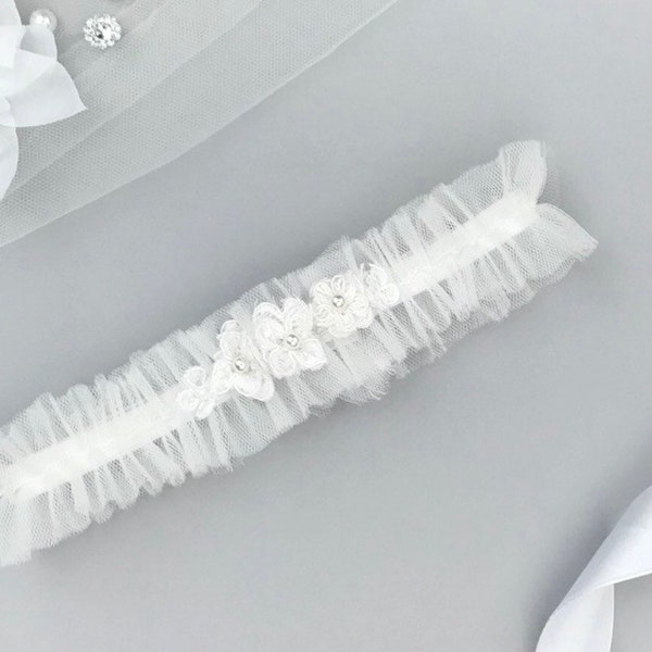 Jarretière de mariée, Jarretière de tulle blanche, Jarretière de cristal, Jarretière d’argent, Floral, Garter de mariage de Tulle, mariée, jarretière de mariage