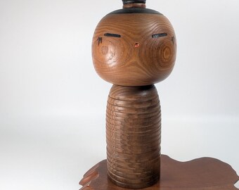 Kokeshi grande hecho a mano "Child's Mind-童心"Por Sanpei Yamanaka, Japón, Al:28,5 cm (Fuku-24095)