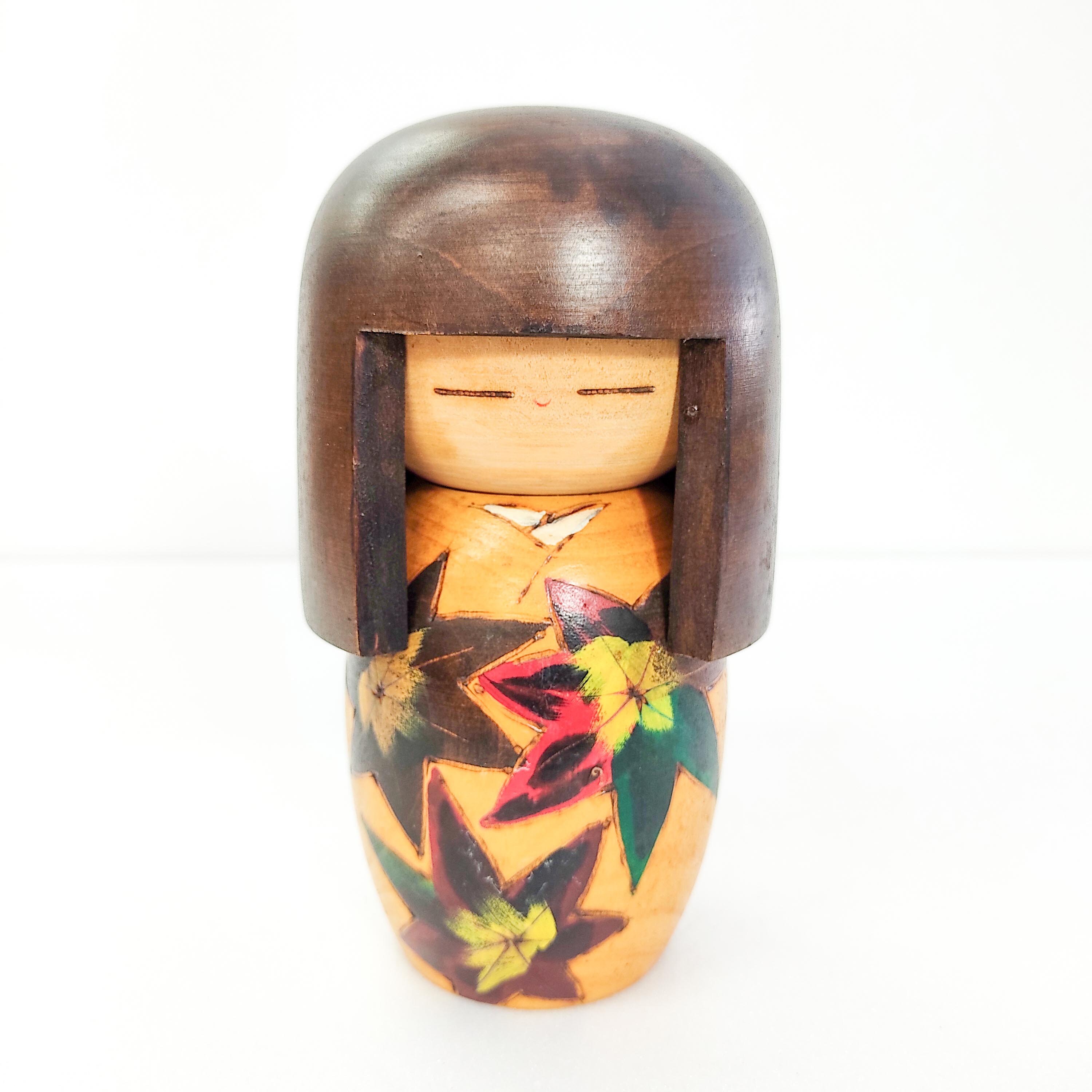Amazon.com: Kokeshi Dolls Kyoohoo Japanese Hohoemi (k12-3827