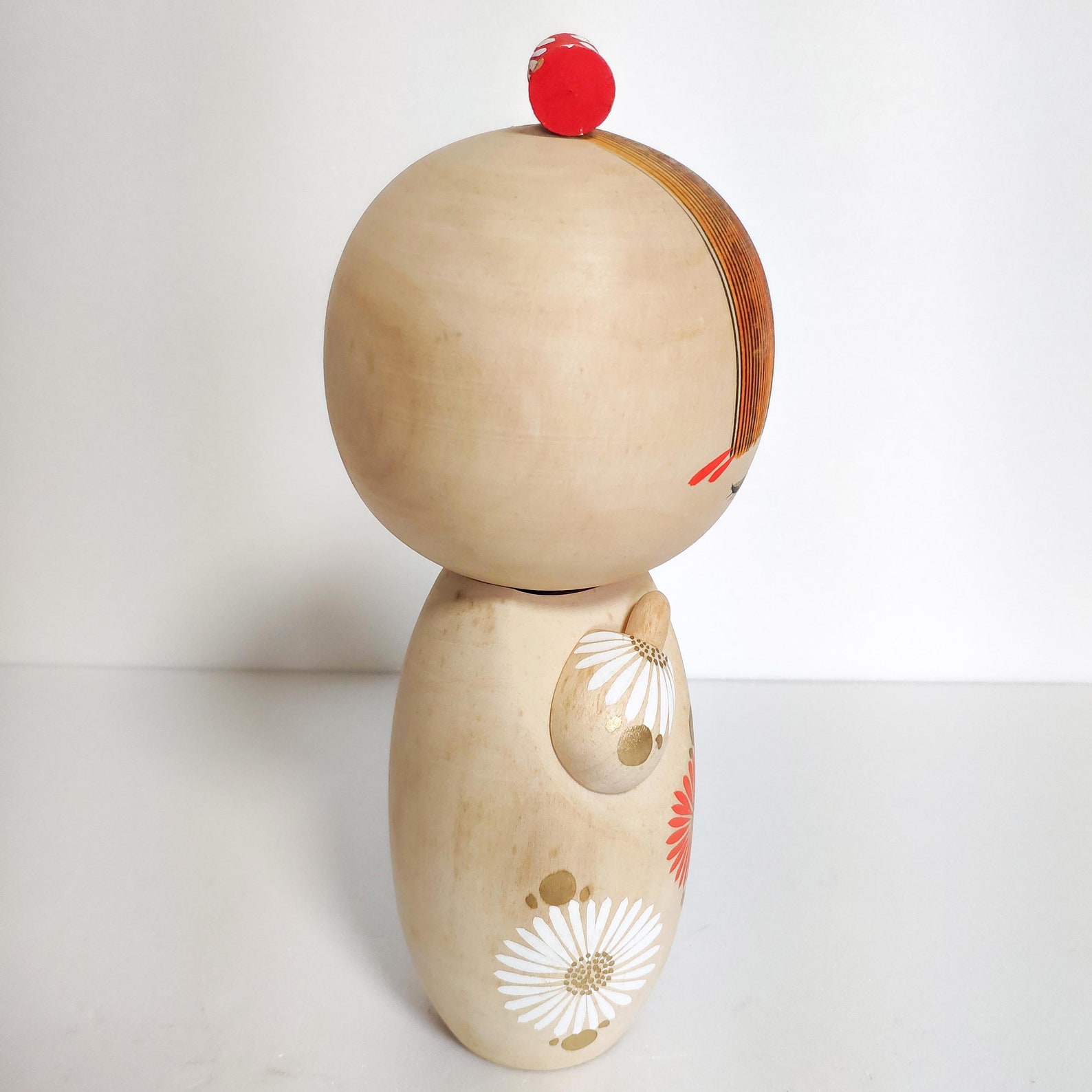 aoki ryoka kokeshi