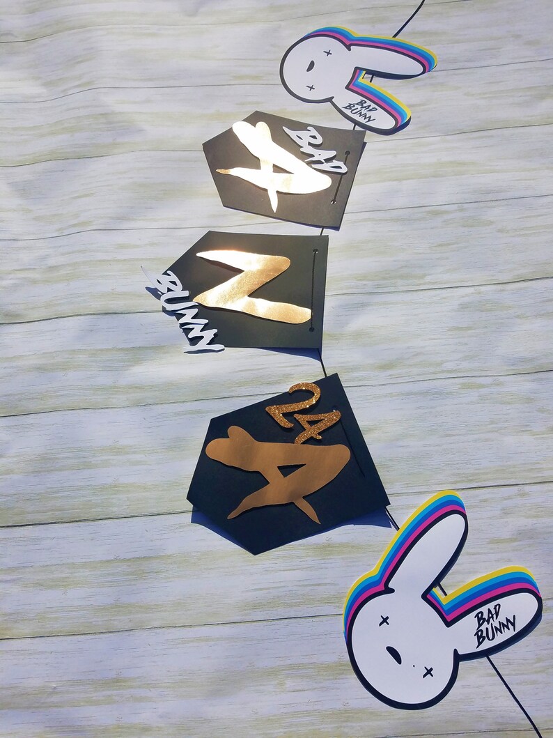 Bad bunny banner de cumpleaños / bad bunny cake topper / bad Etsy México