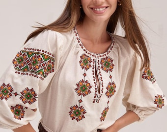 Women's embroidered shirt with "Tradition" ornament