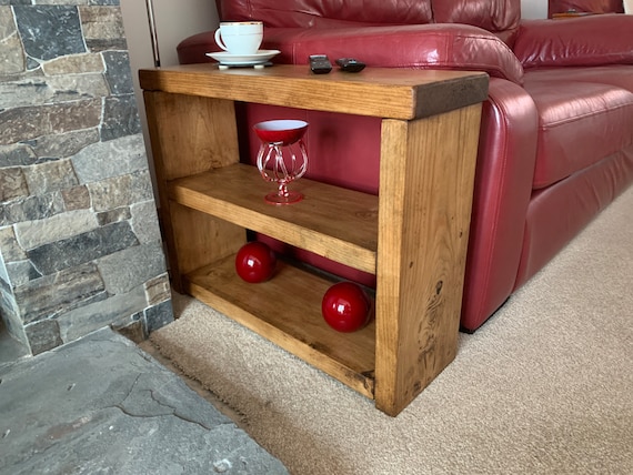 Couch shelf table deals