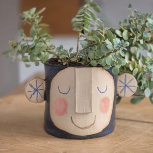 Stoneware Flower Pot – Handmade Artisan Plant Pot
