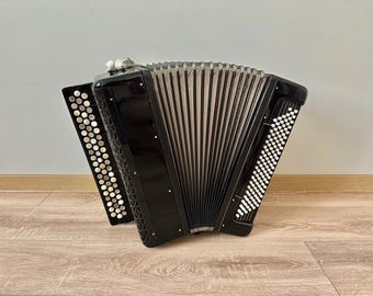 ロシアのボタンアコーディオンスタート、コンバーターフリーベース