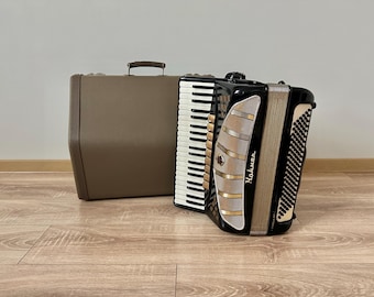 HOHNER Student 48 Bass Lightweight Piano Accordion, German