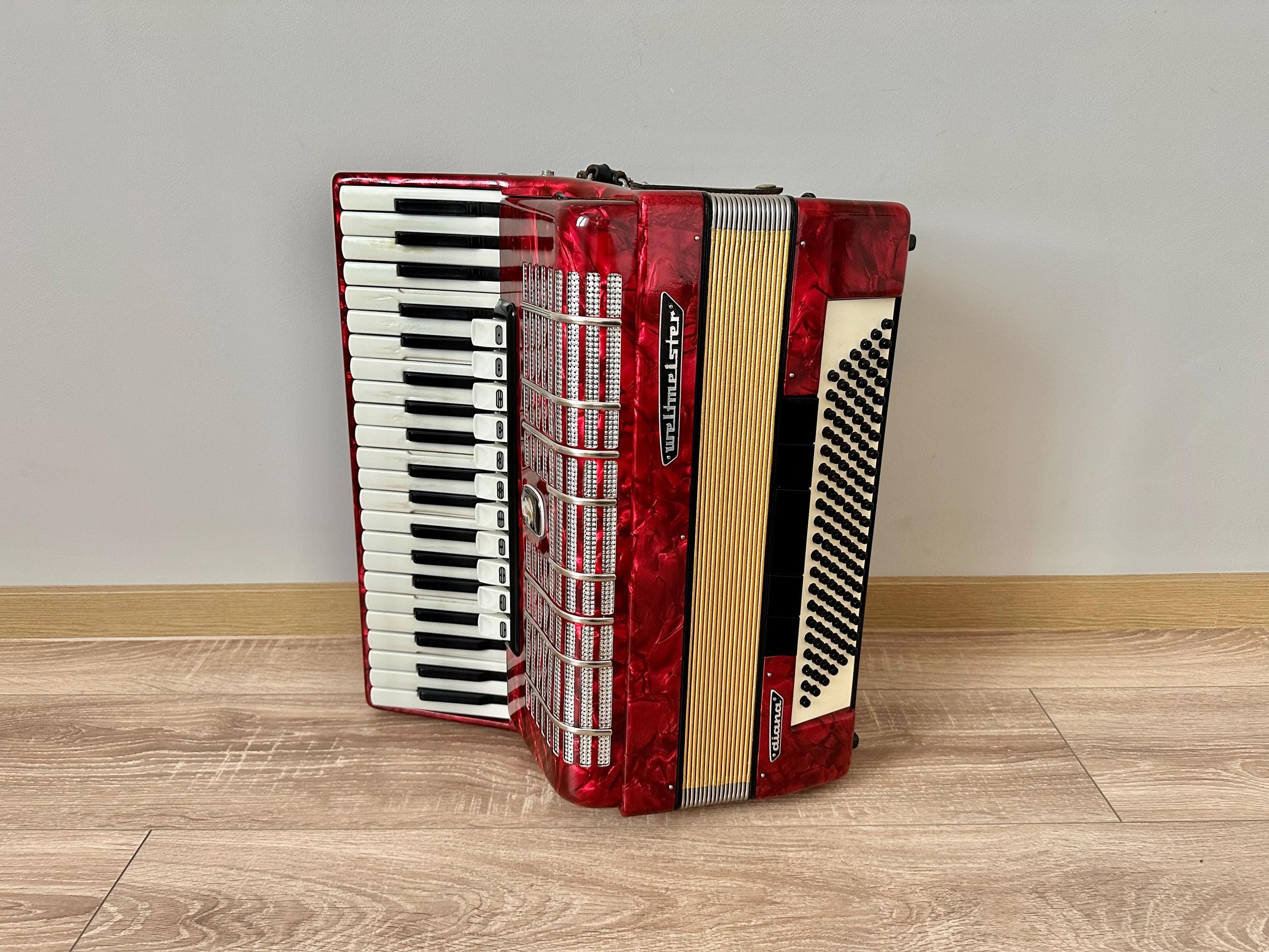 Weltmeister Diana Accordion, 120 Bass, 41 Keys, 4 Voices, 11+3